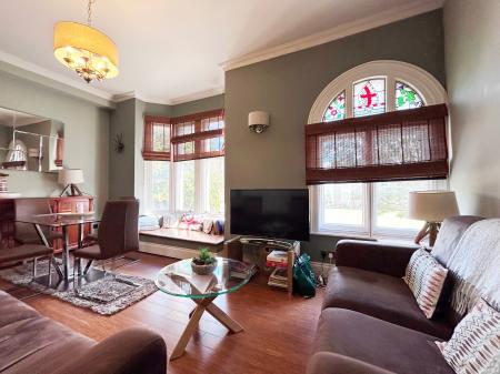 2 bedroom Apartment to let in Ambrose Street, Cheltenham, GL50