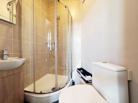 2 bedroom Apartment to let in Ambrose Street, Cheltenham, GL50