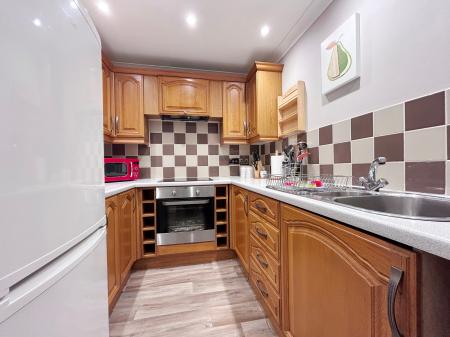2 bedroom Apartment to let in Ambrose Street, Cheltenham, GL50