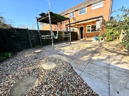 2 bedroom End of terrace house to let in Windyridge Gardens, Wymans Brook, Cheltenham, GL50