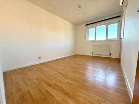 2 bedroom End of terrace house to let in Windyridge Gardens, Wymans Brook, Cheltenham, GL50