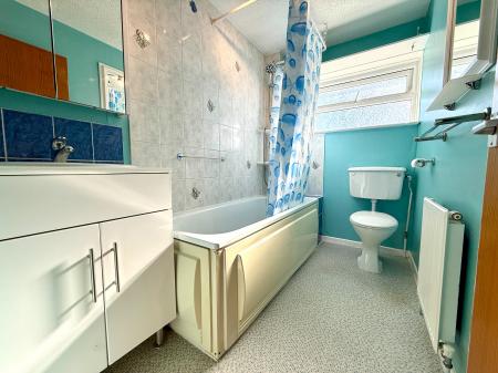 2 bedroom End of terrace house to let in Windyridge Gardens, Wymans Brook, Cheltenham, GL50