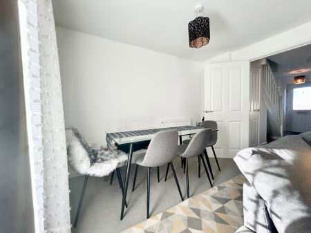 3 bedroom Semi-detached house to let in Gloucester Road, Cheltenham, GL51