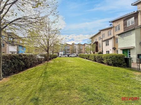 4 bedroom Town house for sale in Pinewood Drive, Cheltenham, GL51