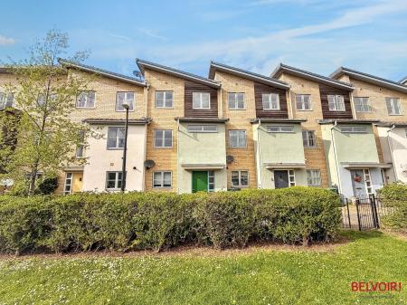 Pinewood Drive, Cheltenham, GL51