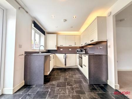 2 bedroom End of terrace house for sale in Verda Place, Cheltenham, GL51