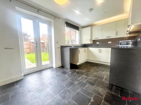 2 bedroom End of terrace house for sale in Verda Place, Cheltenham, GL51