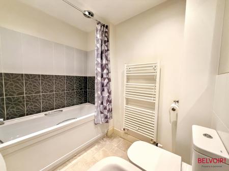 2 bedroom End of terrace house for sale in Verda Place, Cheltenham, GL51