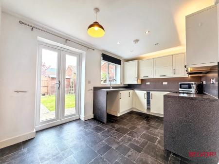 2 bedroom End of terrace house for sale in Verda Place, Cheltenham, GL51