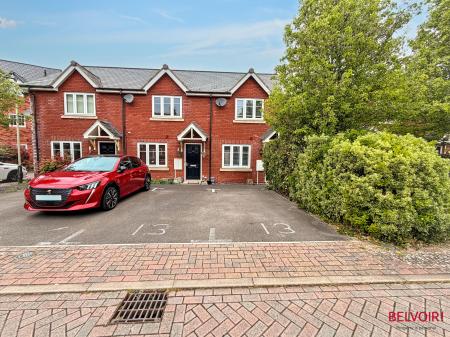 2 bedroom End of terrace house for sale in Verda Place, Cheltenham, GL51