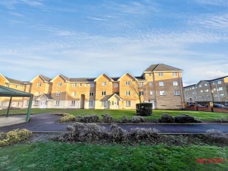 1 bedroom Apartment to let in Lloyd Close, Cheltenham, GL51