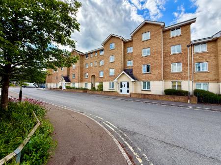 Cassin Drive, Cheltenham, GL51