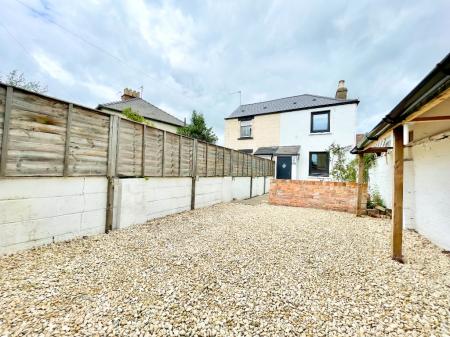 2 bedroom Semi-detached house to let in St Pauls Road, St Pauls, Cheltenham, GL50