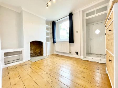 2 bedroom Semi-detached house to let in St Pauls Road, St Pauls, Cheltenham, GL50