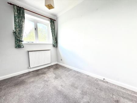 3 bedroom Detached house to let in Everest Road, Leckhampton, Cheltenham, GL53