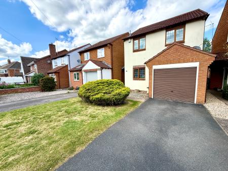 Everest Road, Leckhampton, Cheltenham, GL53
