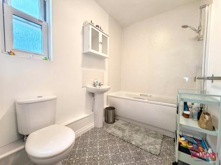 1 bedroom Apartment for sale in Yorkley Road, Cheltenham, GL52