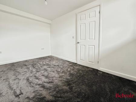 2 bedroom Flat to let in Princess Elizabeth Way, Cheltenham, GL51