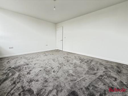 2 bedroom Flat to let in Princess Elizabeth Way, Cheltenham, GL51