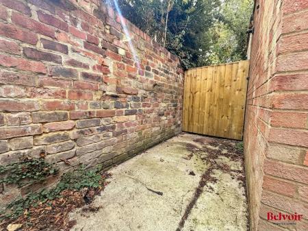 2 bedroom Terraced House for sale in Brunswick Street, Cheltenham, GL50