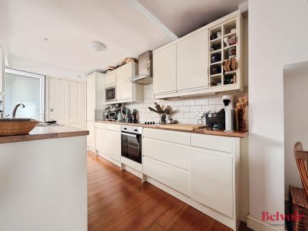 2 bedroom Terraced House for sale in Brunswick Street, Cheltenham, GL50