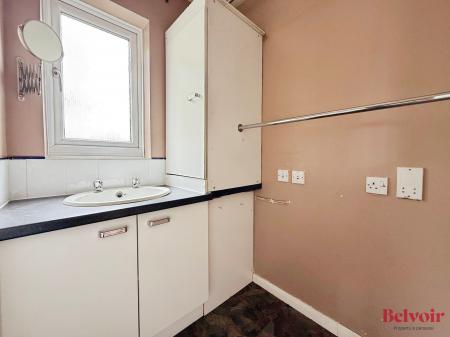 1 bedroom Studio flat to let in Tom Price Close, Cheltenham, GL52