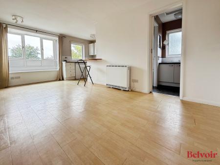 1 bedroom Studio flat to let in Tom Price Close, Cheltenham, GL52