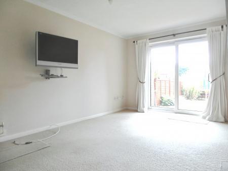 2 bedroom Terraced House to let in The Greenings, Cheltenham, GL51