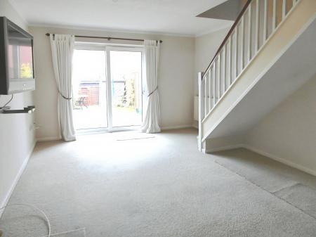 2 bedroom Terraced House to let in The Greenings, Cheltenham, GL51
