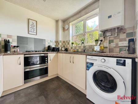 2 bedroom Terraced House to let in The Greenings, Cheltenham, GL51