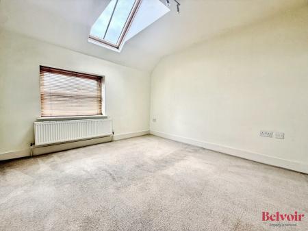 2 bedroom Flat to let in St James St, Cheltenham, GL52