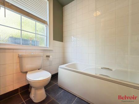 1 bedroom Flat to let in Greenway Lane, Charlton Kings, Cheltenham, GL52