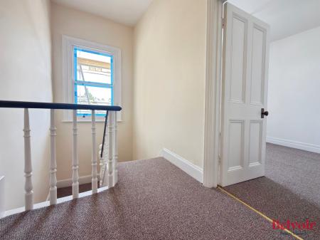 2 bedroom Flat to let in Great Norwood Street, Cheltenham, GL50