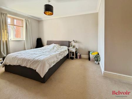 2 bedroom Apartment to let in Brookbank Close, Cheltenham, GL50