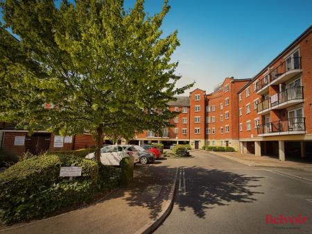 Brookbank Close, Cheltenham, GL50