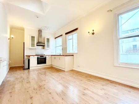 1 bedroom Apartment to let in London Road, Cheltenham, GL52