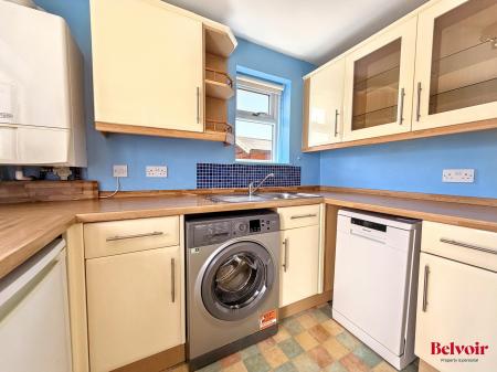 2 bedroom Semi-detached bungalow for sale in Lichfield Drive, Cheltenham, GL51
