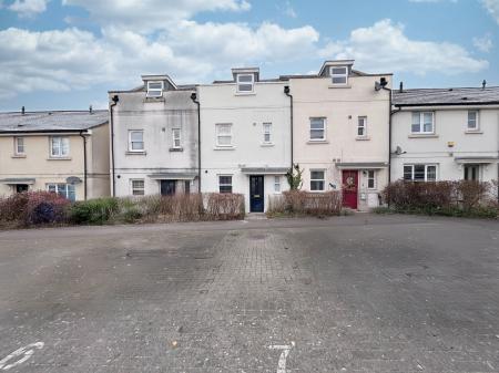 4 bedroom Town house to let in Joyford Passage, Cheltenham, GL52