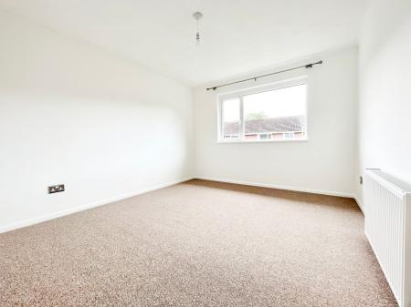 3 bedroom Semi-detached house to let in George Reddings Way, Cheltenham, GL51
