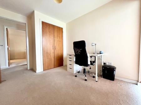2 bedroom Apartment to let in Jessop Avenue, Cheltenham, GL50