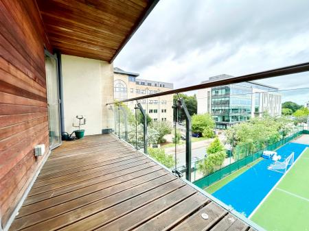 2 bedroom Apartment to let in Jessop Avenue, Cheltenham, GL50