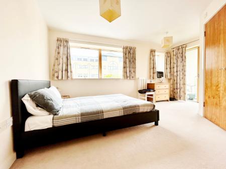 2 bedroom Apartment to let in Jessop Avenue, Cheltenham, GL50