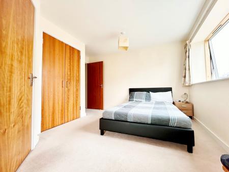 2 bedroom Apartment to let in Jessop Avenue, Cheltenham, GL50