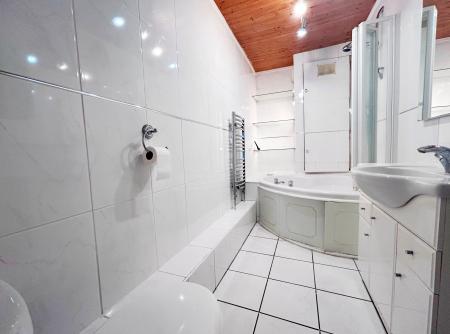2 bedroom Apartment to let in Montpellier Street, Cheltenham, GL50