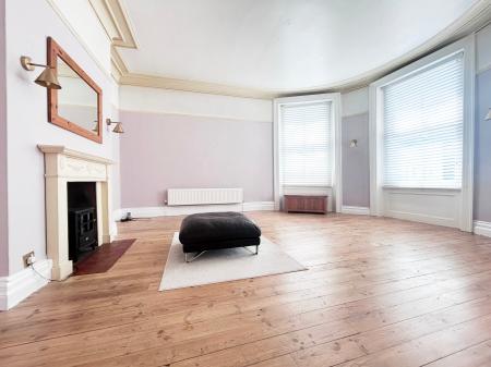 2 bedroom Apartment to let in Montpellier Street, Cheltenham, GL50