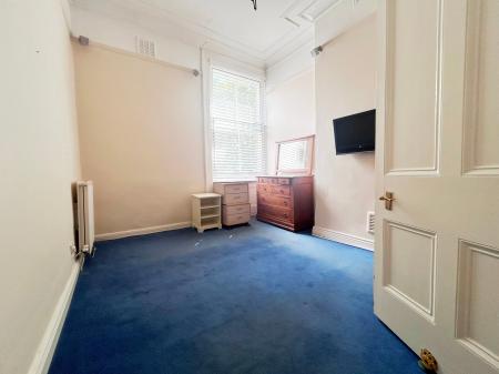 2 bedroom Apartment to let in Montpellier Street, Cheltenham, GL50