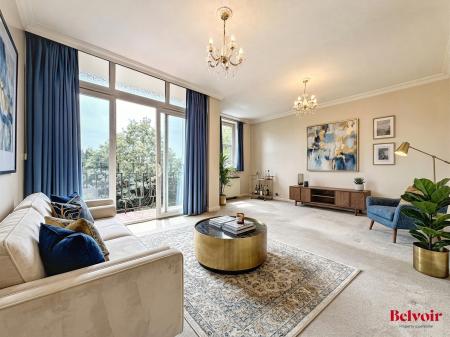 1 bedroom Apartment for sale in Lansdown Road, Cheltenham, GL50