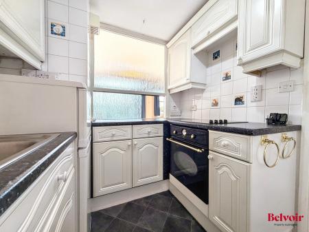 1 bedroom Apartment for sale in Lansdown Road, Cheltenham, GL50
