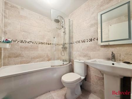 2 bedroom Flat to let in Lansdown Road, Lansdown, Cheltenham, GL50