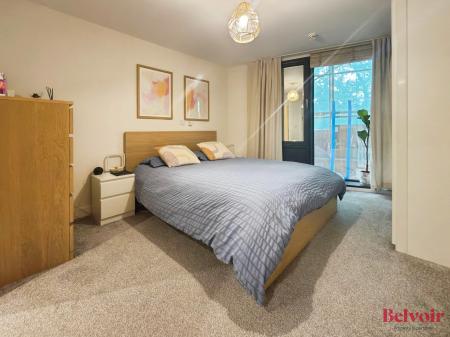 2 bedroom Flat to let in Honeybourne Way, Cheltenham, GL50